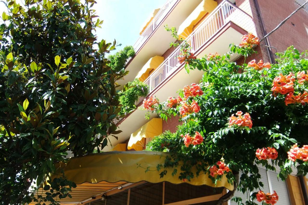 Albergo Villalma Rimini Exterior foto