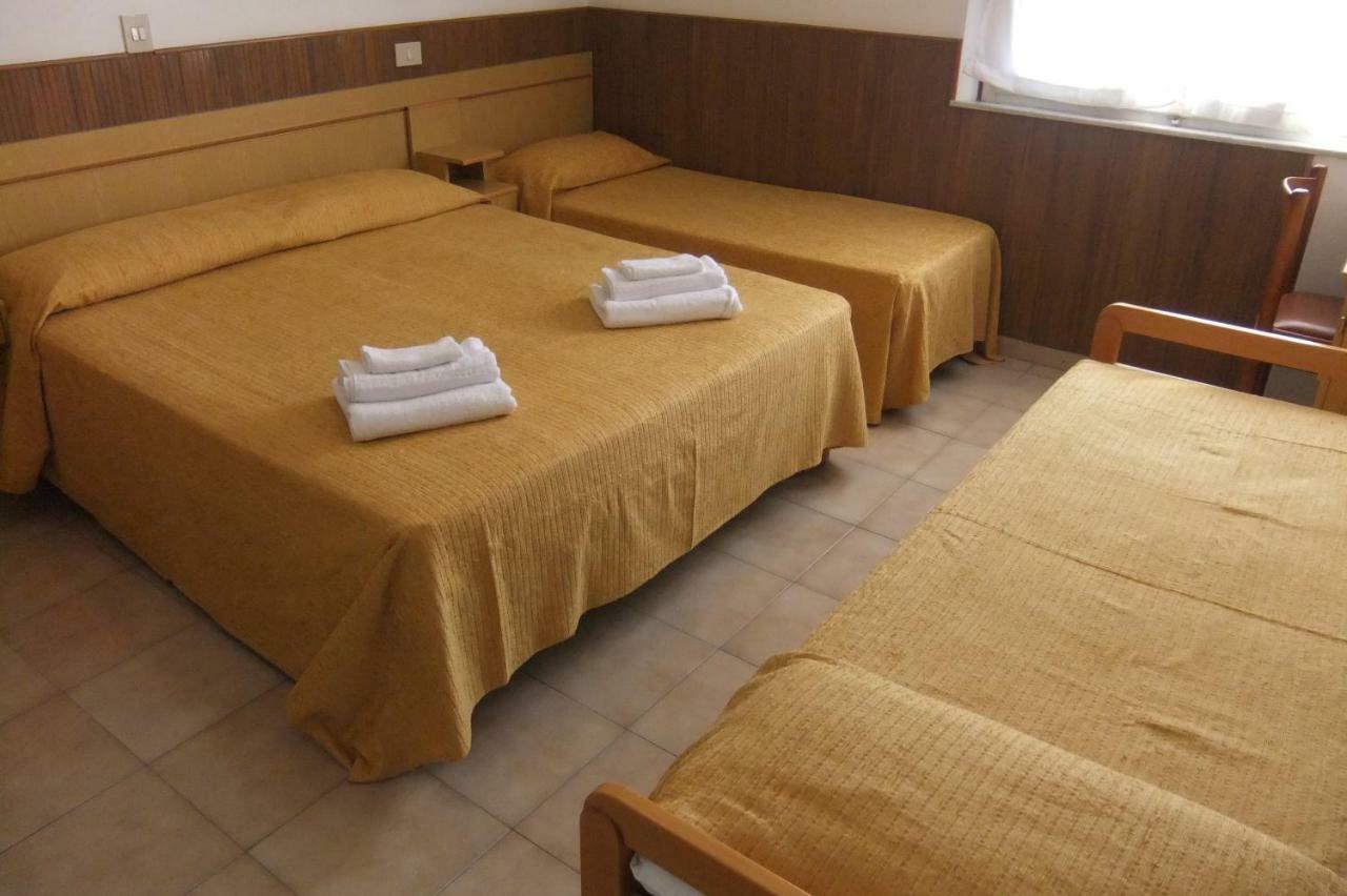 Albergo Villalma Rimini Exterior foto