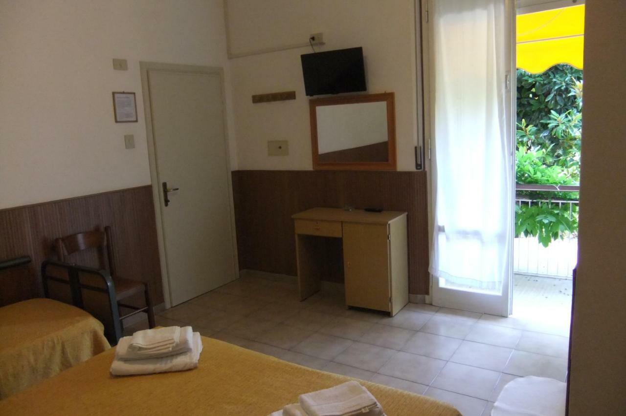 Albergo Villalma Rimini Exterior foto